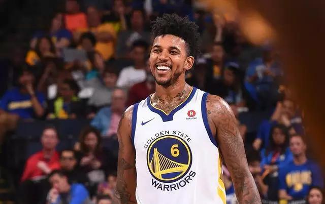 律与现场采 律与现场采